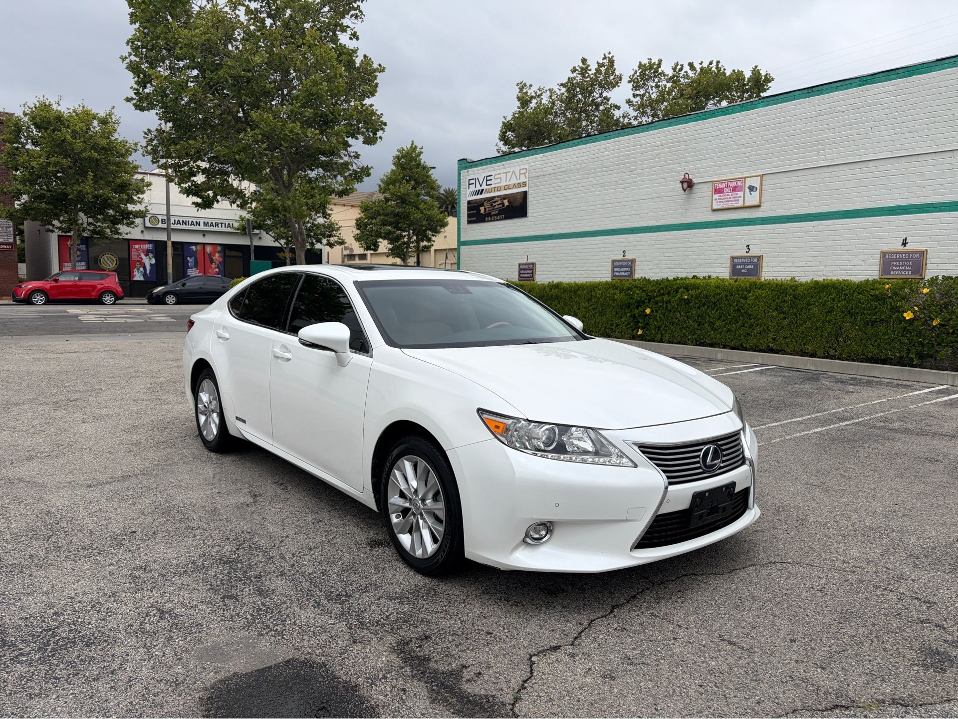 2015 Lexus ES 300h