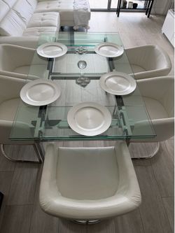 For Sale: Expandable Glass Dining Table with 6 Chairs
