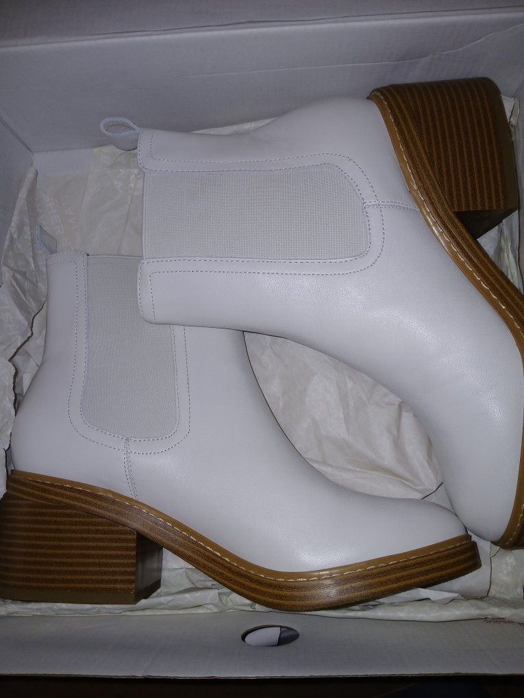 Women's White Boot