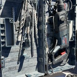 ROTARY HAMMER WITH BITS