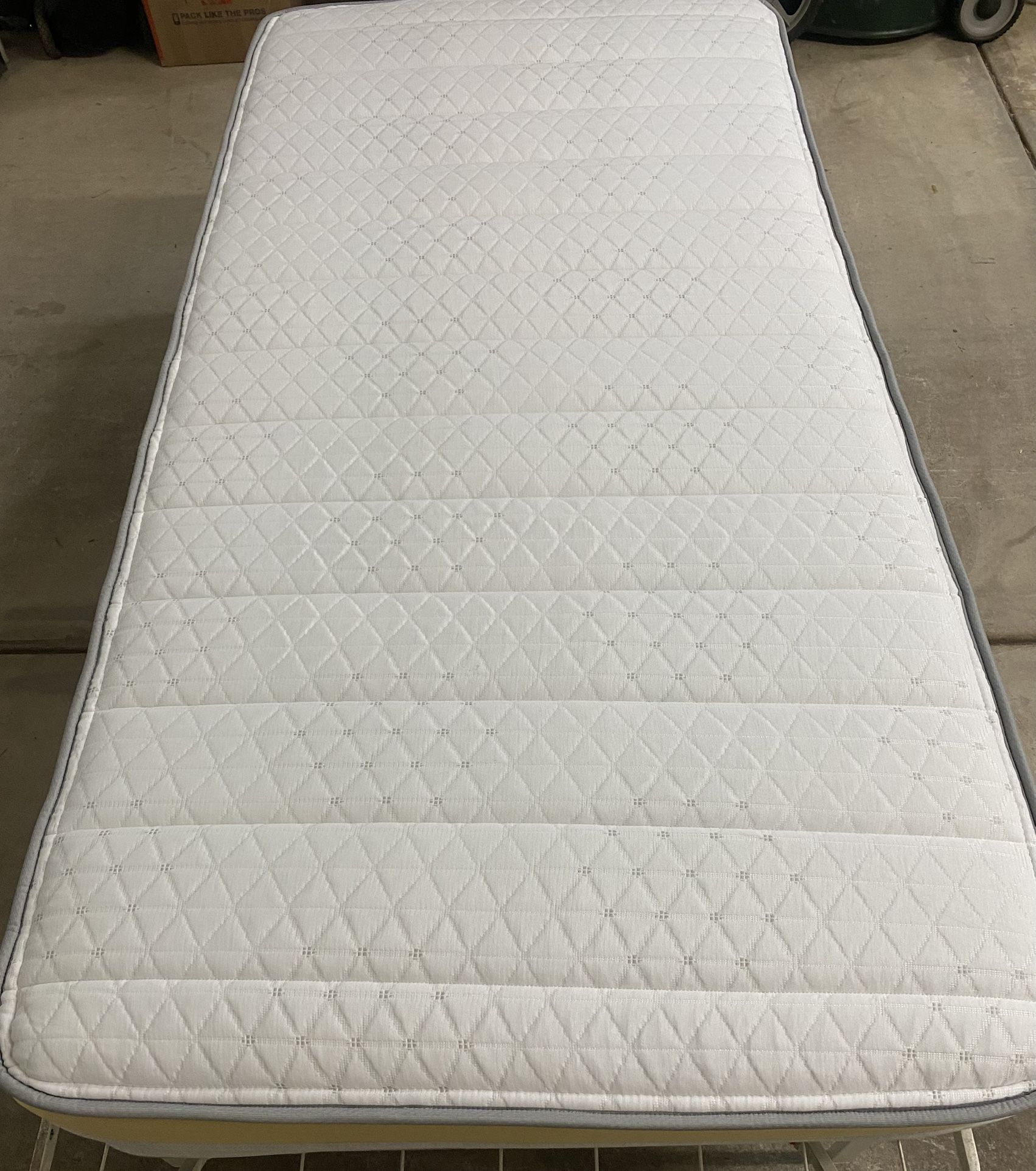 TWIN XL Helix Dawn (Mattress Only)