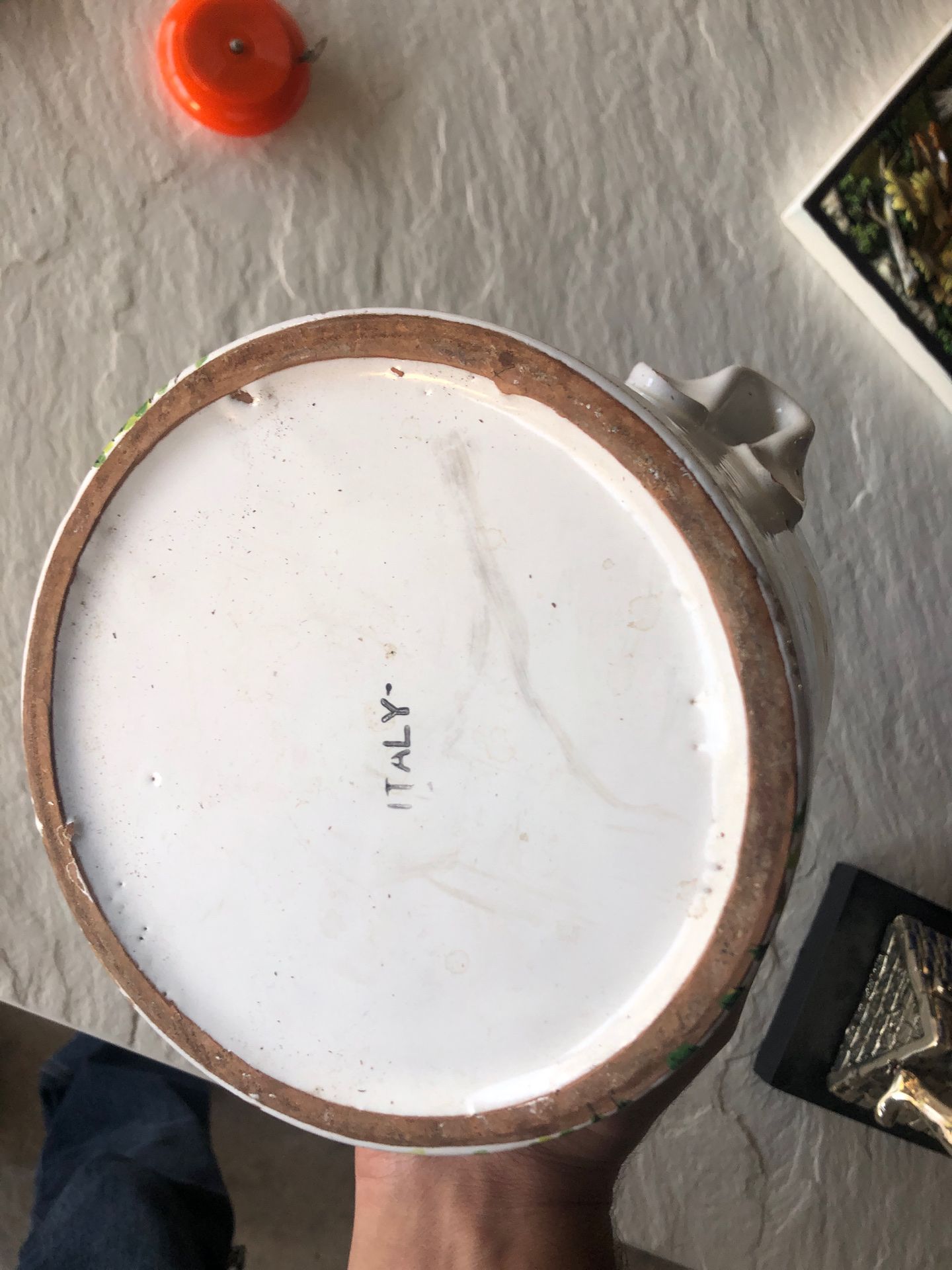 Small decorative pot holder