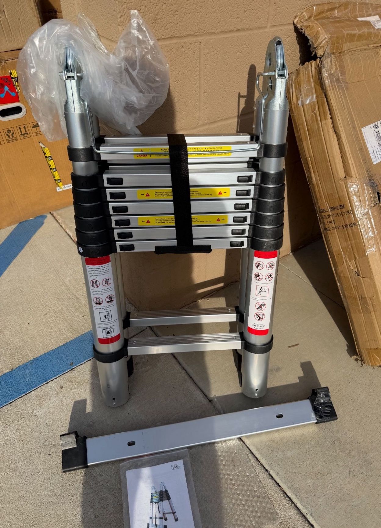 Telescoping Collapsible Ladder