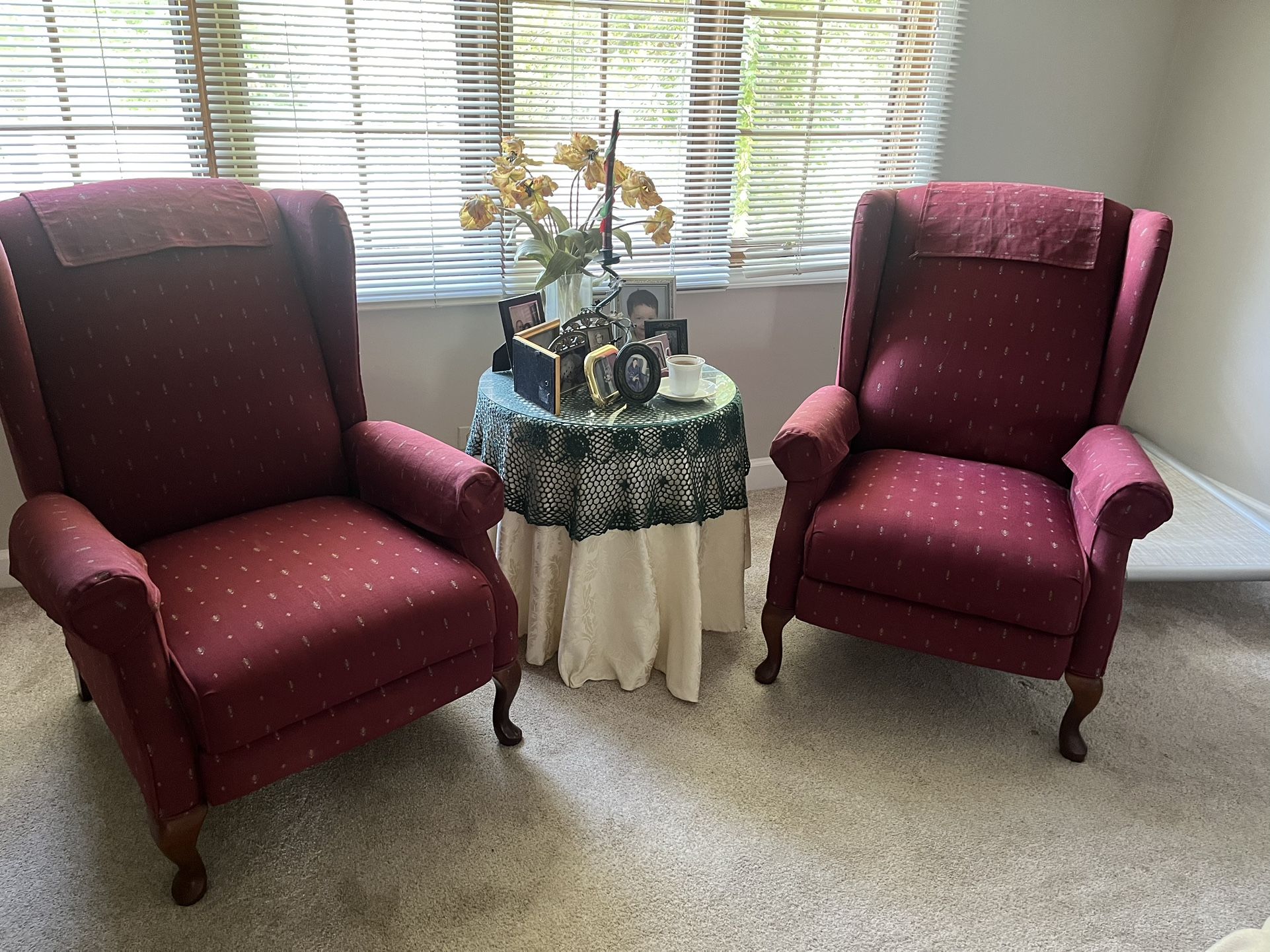 Laz E Boy Recliners In Great Condition