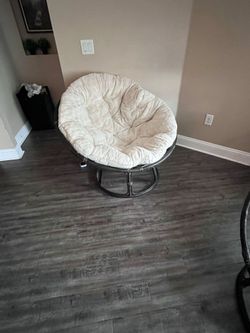 Papasan Chair with Cushion