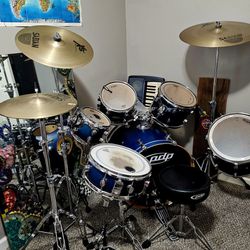 6 PC Drumset