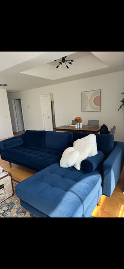Sofa / Couch