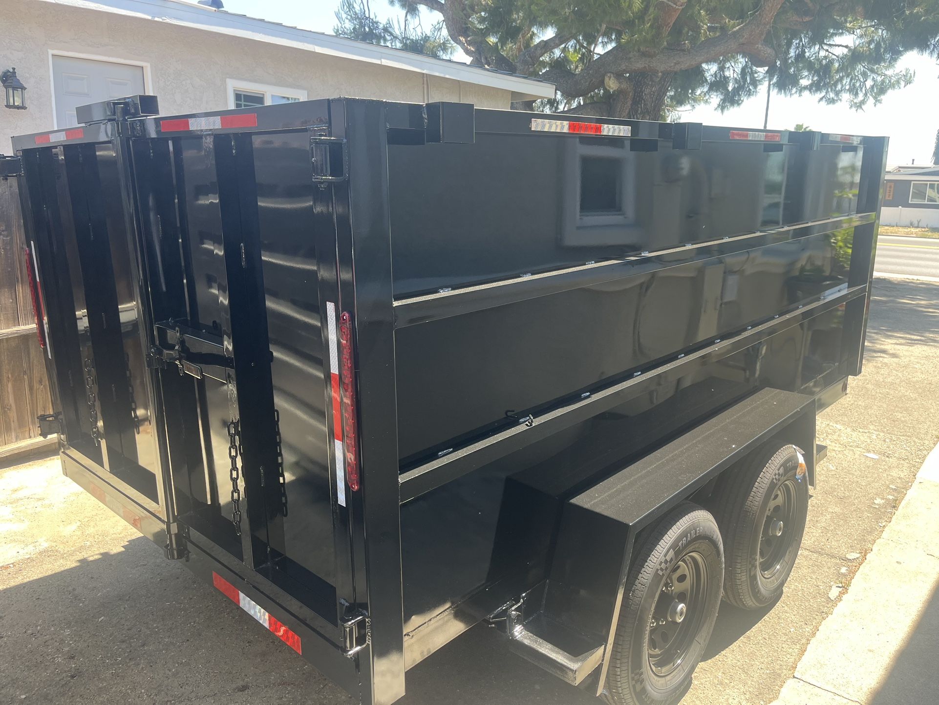 Hydraulic Dump Trailer