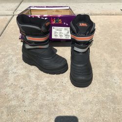 Kids Winter Boots  Totes Size 1    