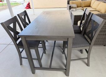 Ashley dining table set