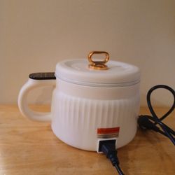 NutriChef 1.6L Multi-functional Electric Rice Cooker 