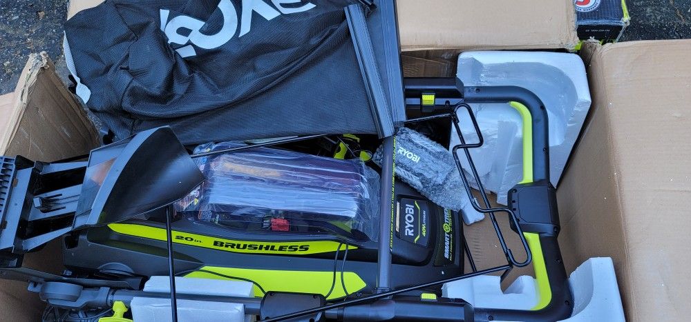 Ryobi 20" 40V Brushless Cordless Smart Trek Self-Propelled Walk Behind Mower