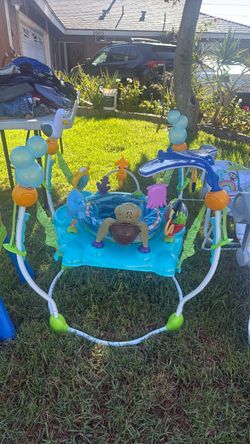 Disney Baby Finding Nemo Sea of Activities