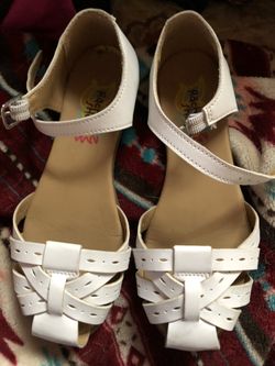 White Girls Sandals Size 3