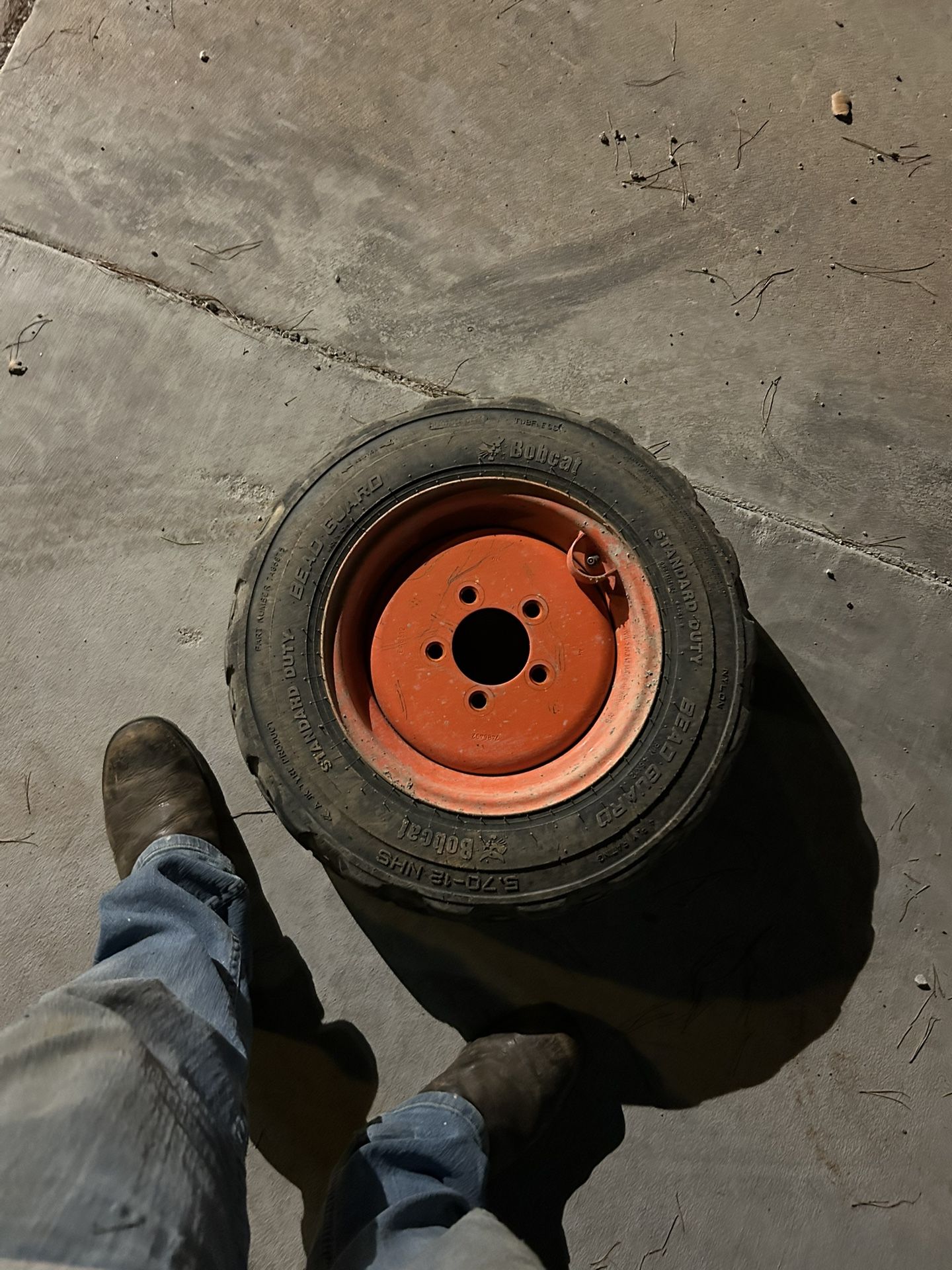 Bobcat s70 Wheels and tires