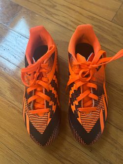 Like new Adidas kids Soccer Cleats size 1.5