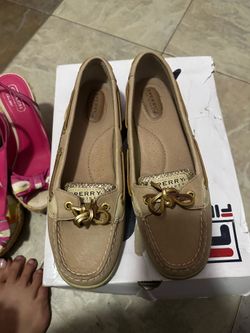 Sperry women’s shoe