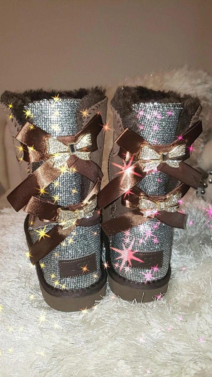 NEW GIRLS/WOMENS BLING UGG BOOTS SIZE 6