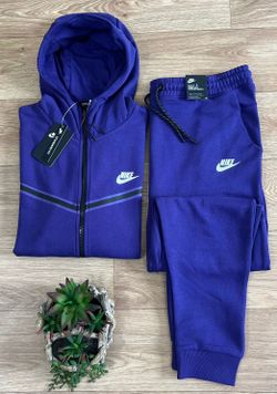 Brand New Nike Tech For Women 