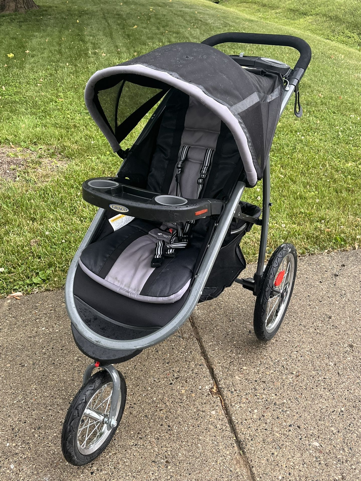 Graco Fast Action Jogging Stroller 3 Wheel Black Gray Adjustable