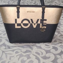 New Large Michael Kors Bag
