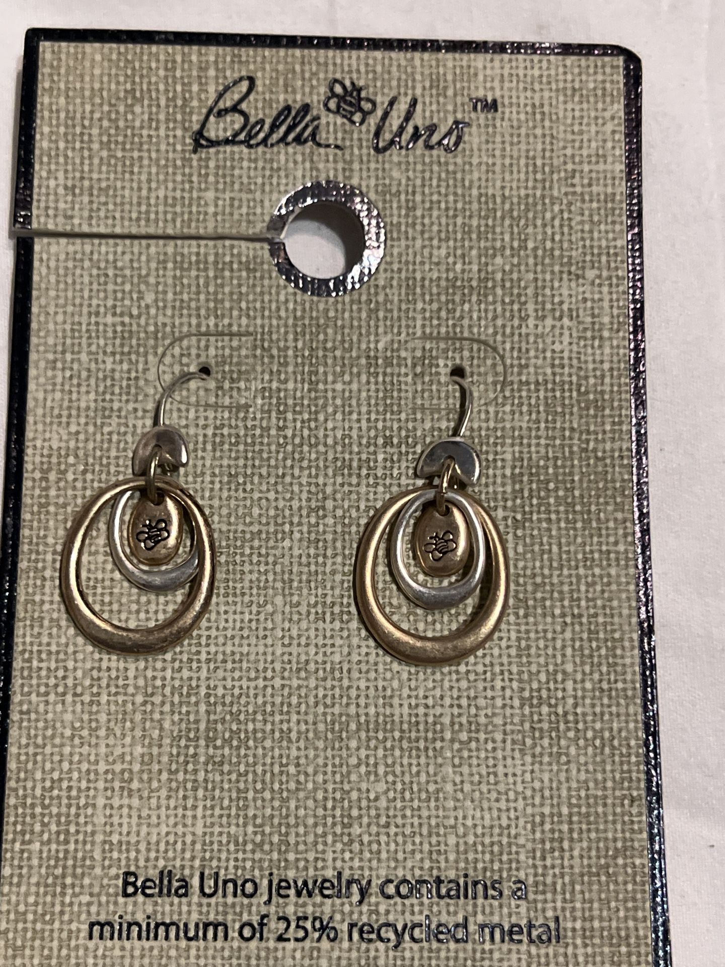 Bella Uno Earring