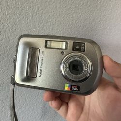 Kodak Point and Shoot Digital Camera