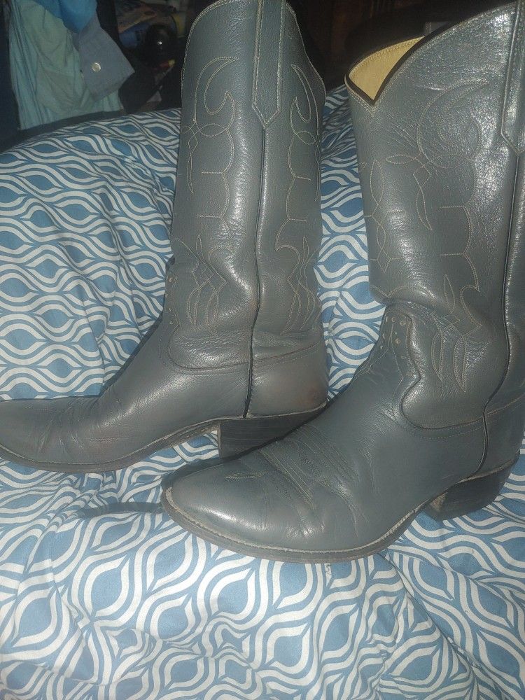 Boots Rios Mercedes