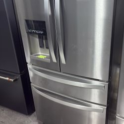 Whirlpool Refrigerator 