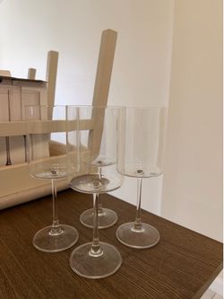 Set of Wine Glasses