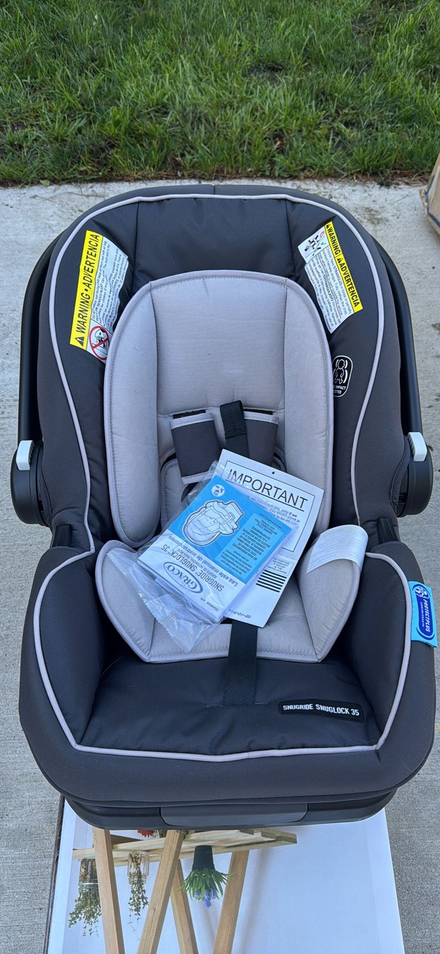 Graco SnugRide SnugFit 35 Infant Car Seat