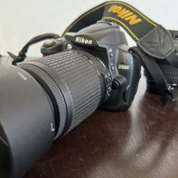 Nikon D5000 DSLR Camera 