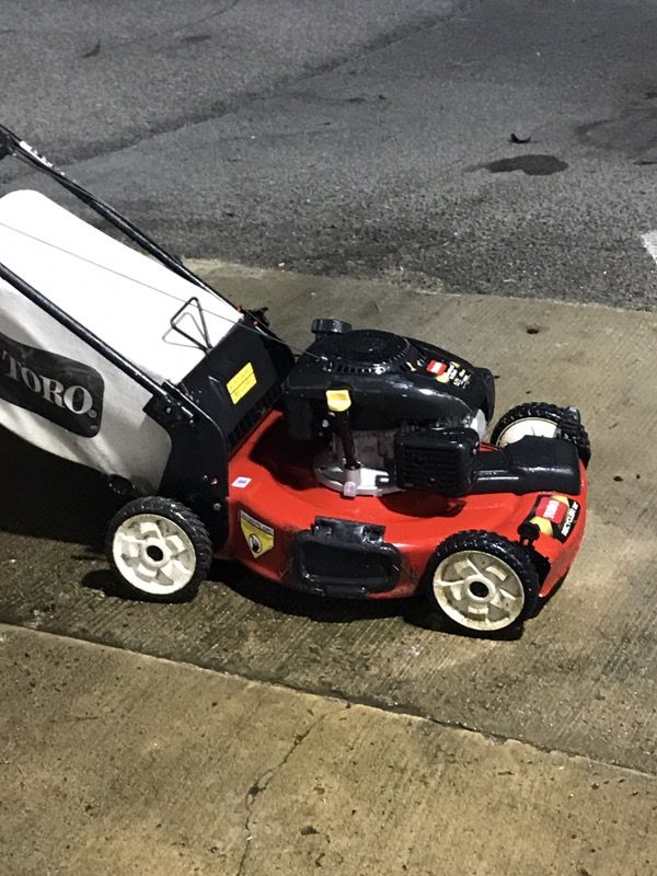 TORO 20370 Self Propelled Lawnmower