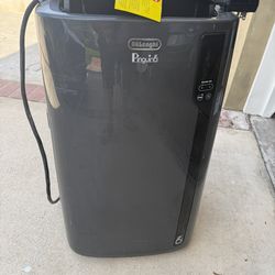 Almost New DeLonghi Portable AC