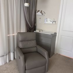 Recliner Chair 