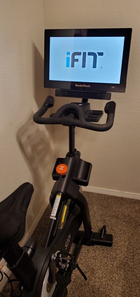 Nordic Track Stationary Bike