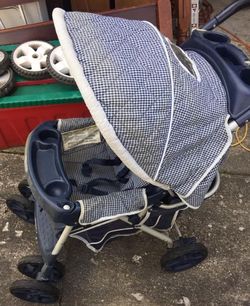 Graco Stroller (needs cleanup)
