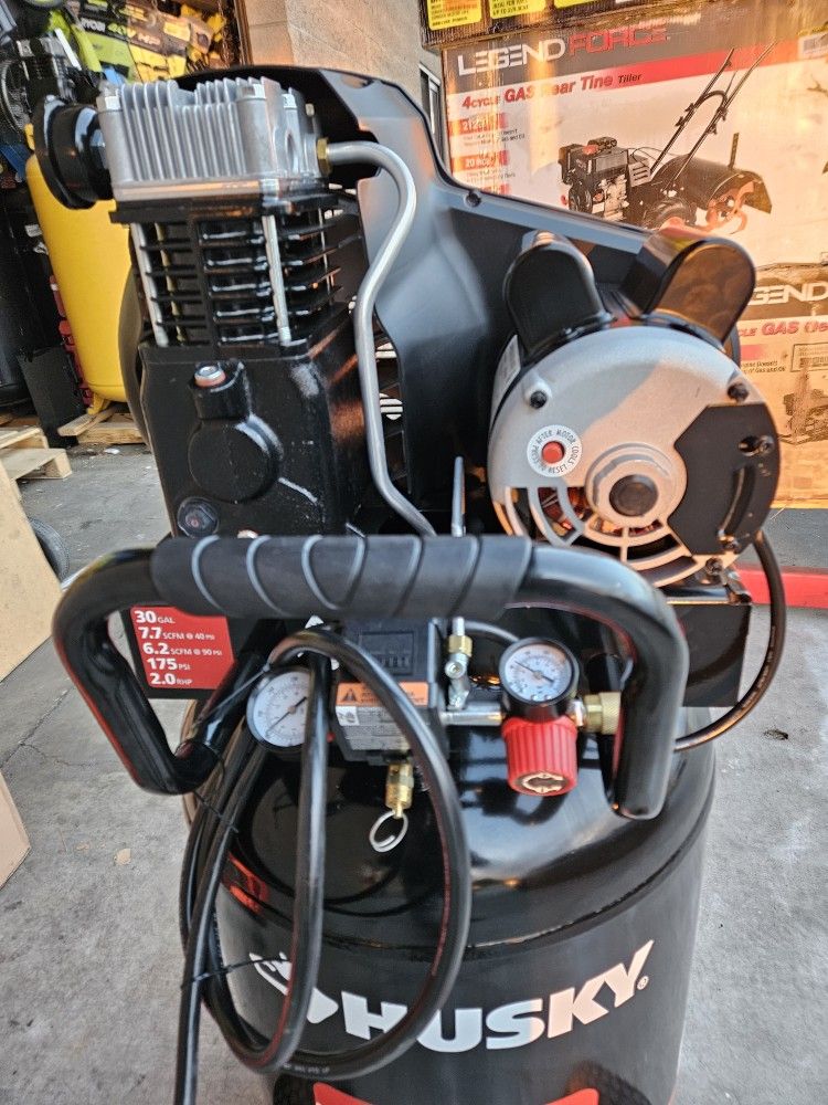 Husky30 Gal. 175 PSI Oil Lubed BeltDrive Portable Vertical Electric AirCompressor