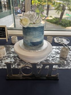 Mesh Metallic Table Runner