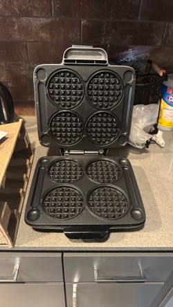 Waffle maker