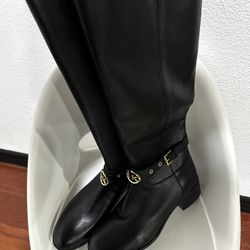MK Black Boots