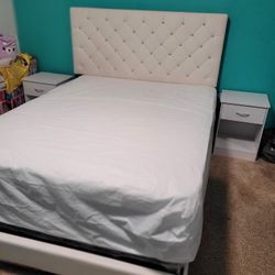 Bedroom Furniture Set Queen Bed