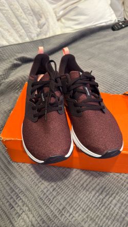 Women’s New Nike Air Bella Trainers size 9