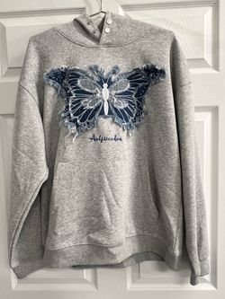 Aelfric Eden Butterfly Gray Pullover Hoodie - Size Medium - NWT