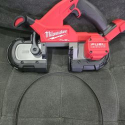Milwaukee M18 FUEL Compact Bandsaw (Tool-Only)