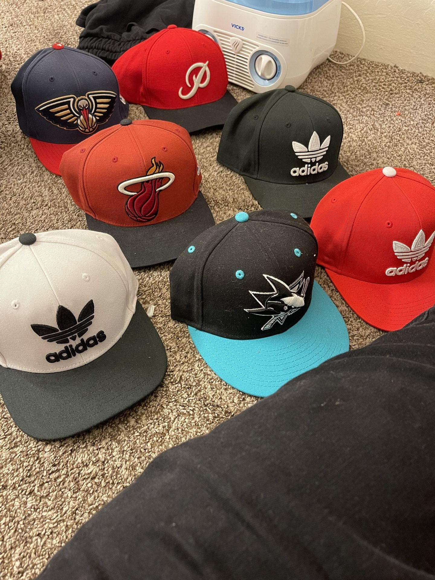 Snap backs