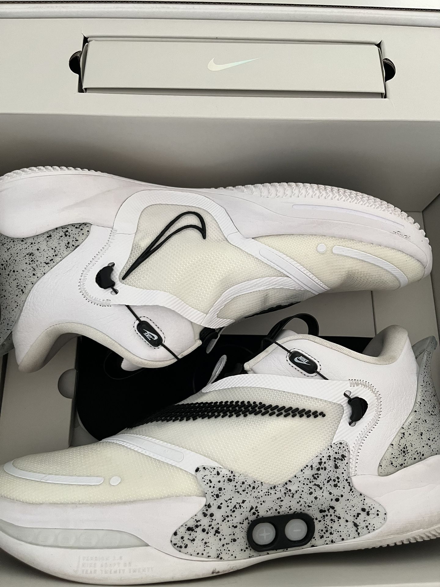 Nike Adapt 2.0