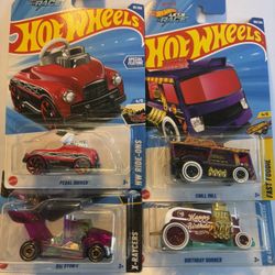 Hot Wheels 🛞 (4) Treasure Hunts 