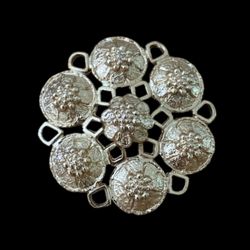 VTG Medallion Brooch Pin