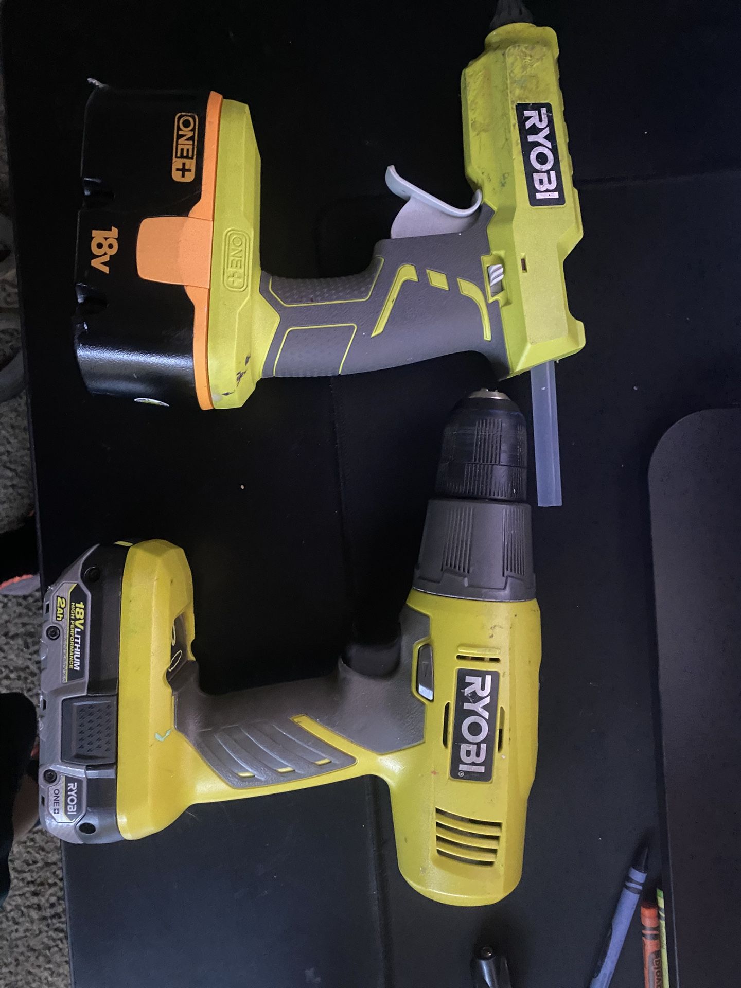 Ryobi Glue Gun And Drill With Batteries 